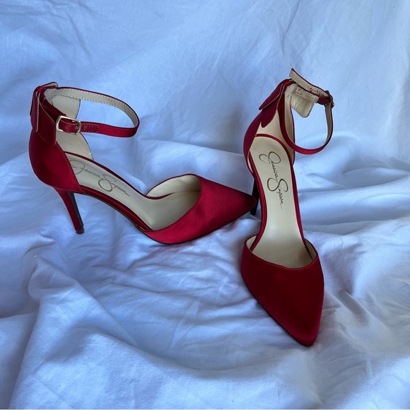 Jessica Simpson red ankle strap pumps with bow detail - Picture 1 of 6